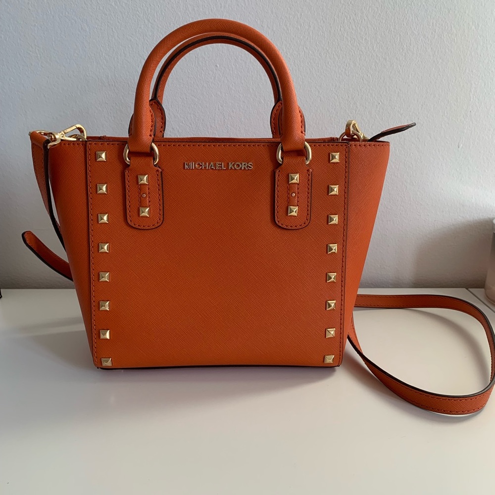 Authentic Michael Kors Bag! In New condition!
